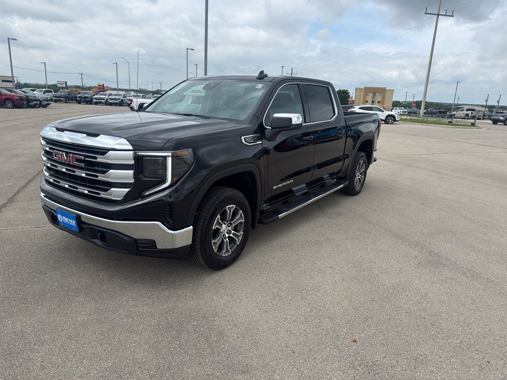 2026 GMC Sierra 1500 SLE in Onyx Black — front three-quarter view
