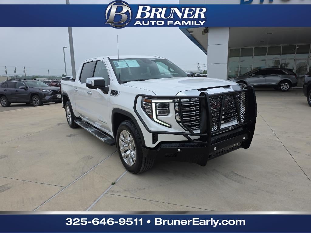 2022 GMC Sierra 1500 Denali in White Frost Tricoat — front three-quarter view