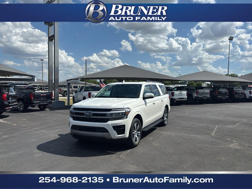 2024 Ford Expedition XLT MAX in Star White Metallic Tri-Coat — front three-quarter view